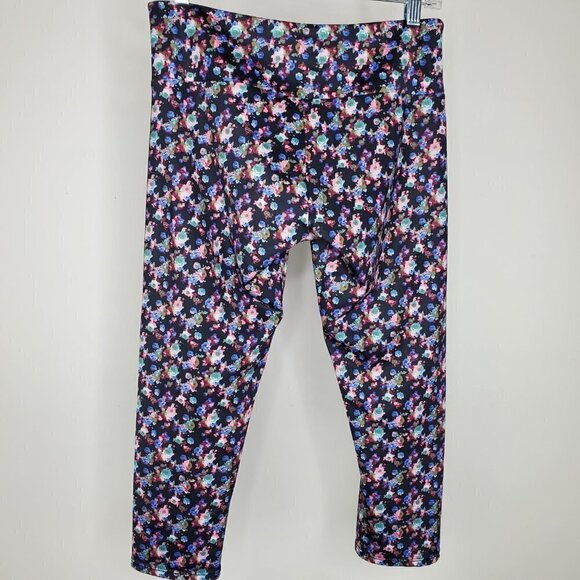 Onzie Floral Print Crop Length Leggings Size Medium/Large - Picture 3 of 8